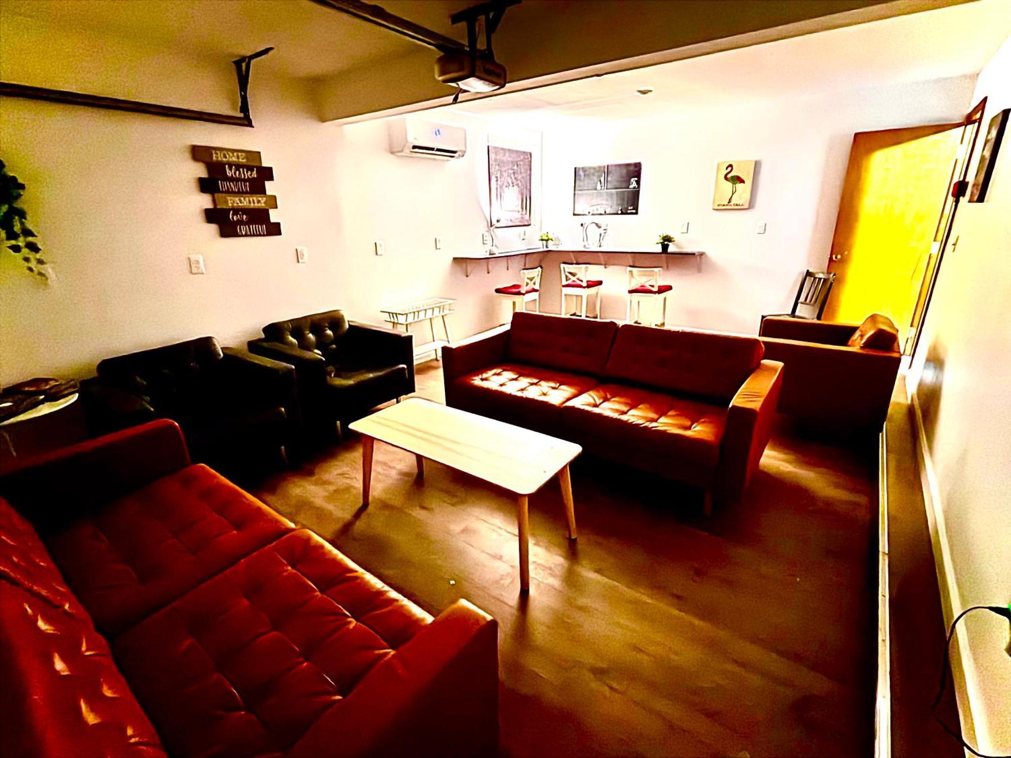 Capsule Hostel Ньюарк Экстерьер фото