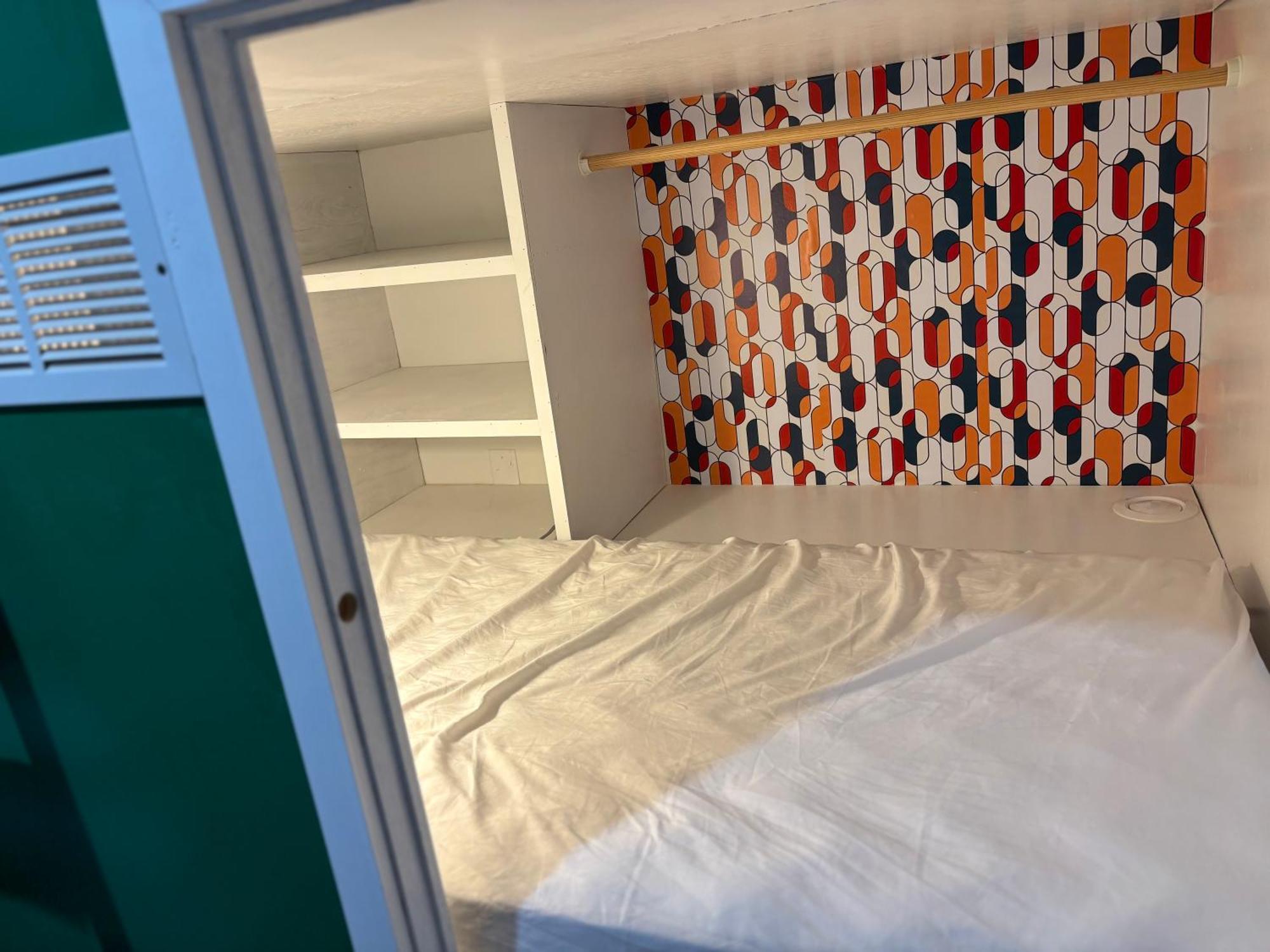 Capsule Hostel Ньюарк Экстерьер фото